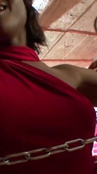 Juliana val trong cuộc hoan lạc tôn sùng