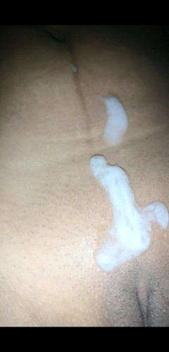 denciocruz1984: Le jus blanc de ma bombasse est hors de ma...