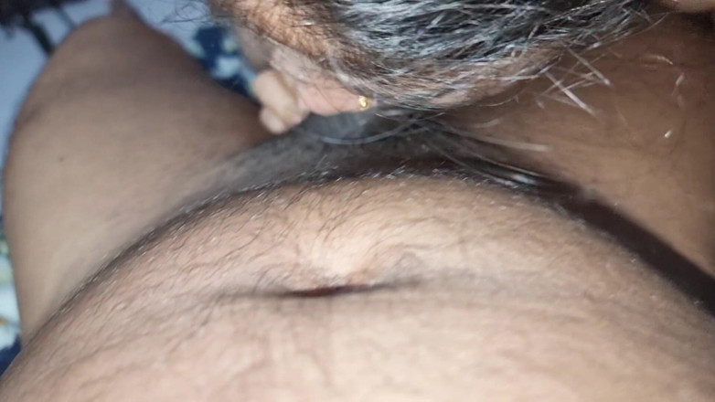 bdboygirl69: Chupa mi polla muy suavemente y siéntate en mi polla