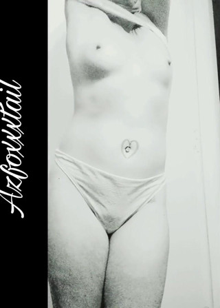 AzFoxxxTailPhelicia: ストリップ7 - ホワイト