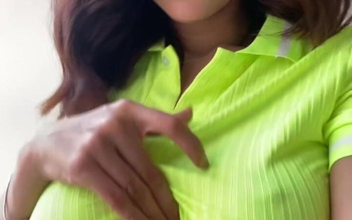 SweetGirl69: Ik heb een cadeau voor je