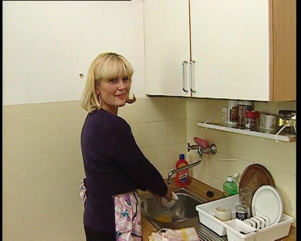 YOUR FIRST PORN: Oma Nicole Kann Noch Mehr...grandma Nicole Can Do Even More...