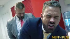 MENATPLAY - Bottom hunk in suit Logan Moore anal fucked hard