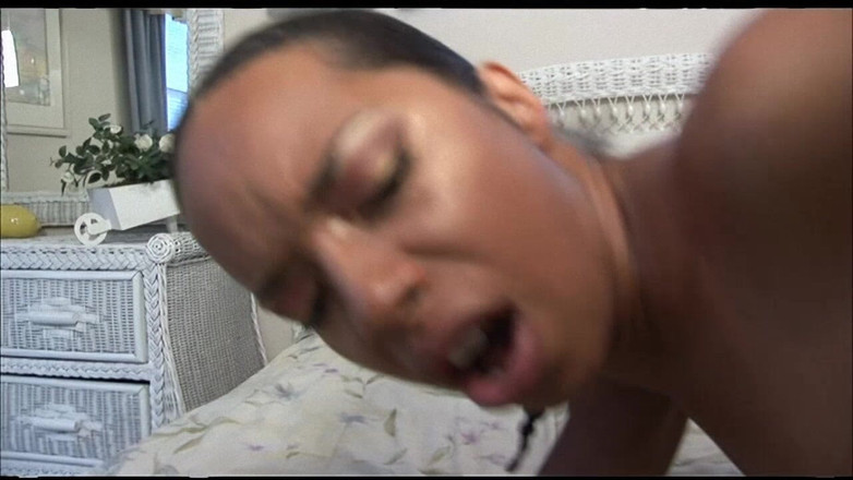 Mydirtyxxx: Une douce salope noire de 20 ans domine son beau-père dans...