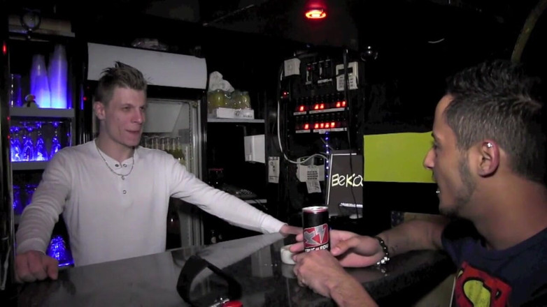 Crunch Boy: Julien Kido knullar en latinsk twink i cruising