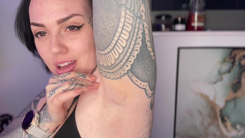 Miss Valentina: Ketiak Lover