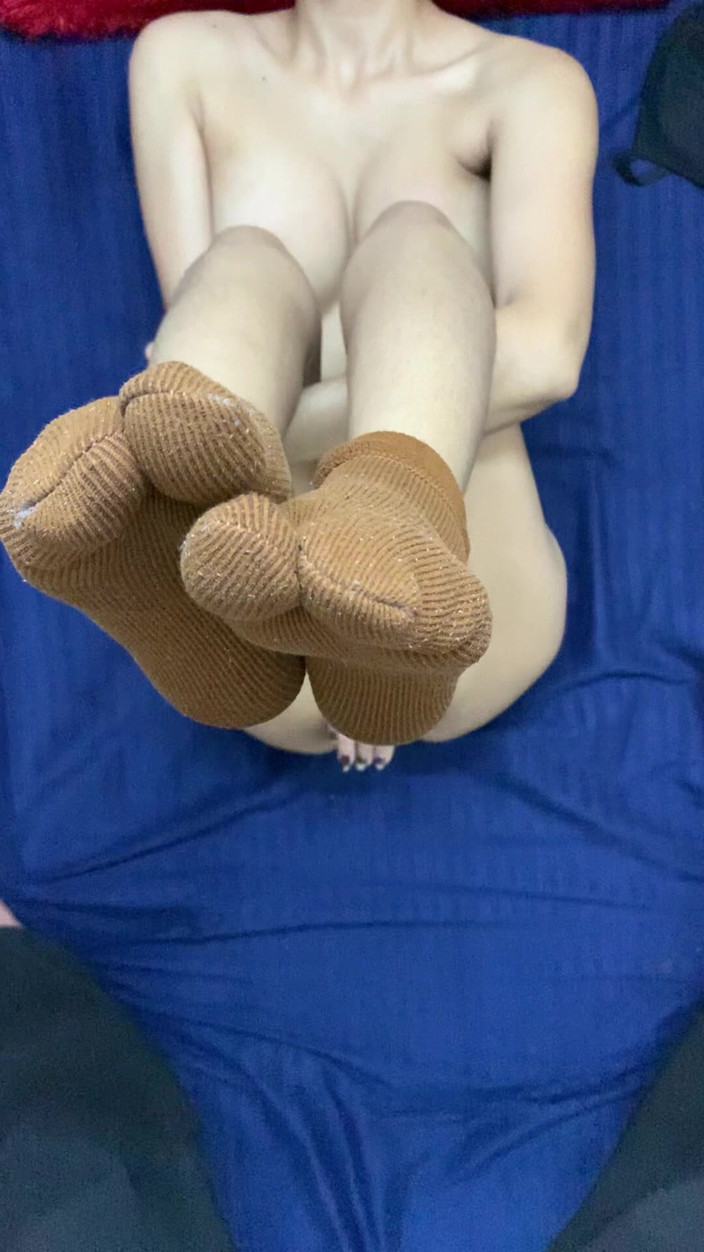 Riya mickey: 美しいデジガールフレンドのリヤが家で彼女のBFと激しくファックするとき、アロンフルヒンディー語オーディオ