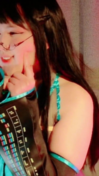 Cosplay De Puti Miku Sfw