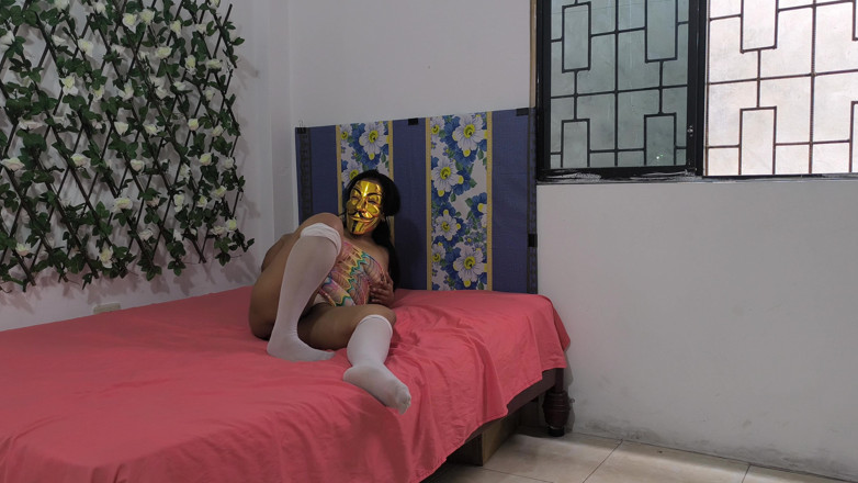 PATY PATY: Big Ass Stepmom Gets Horny in Her Stepson's Room Ready...