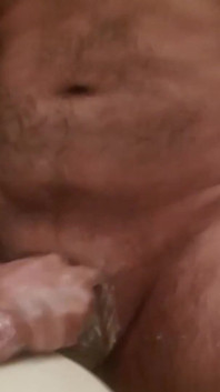 Grande y gruesa polla de papá pajeando la eyaculación imaginada homosexual