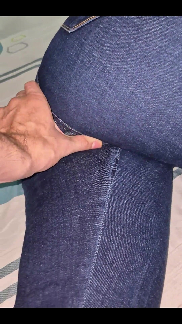 Pikaa6: Šukání venezuelské ženy, která odjela do Spojených států strávit Halloween.