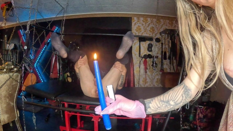 Queen_of_BDSM: 你的女主人让你的屁股发光！
