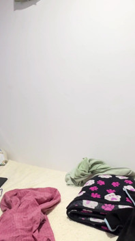 Ik neuk mijn MILF stiefmoeder nadat ze me had berispt omdat ik mijn kamer rommelig maakte, ik geef haar al mijn rijke sappige melk