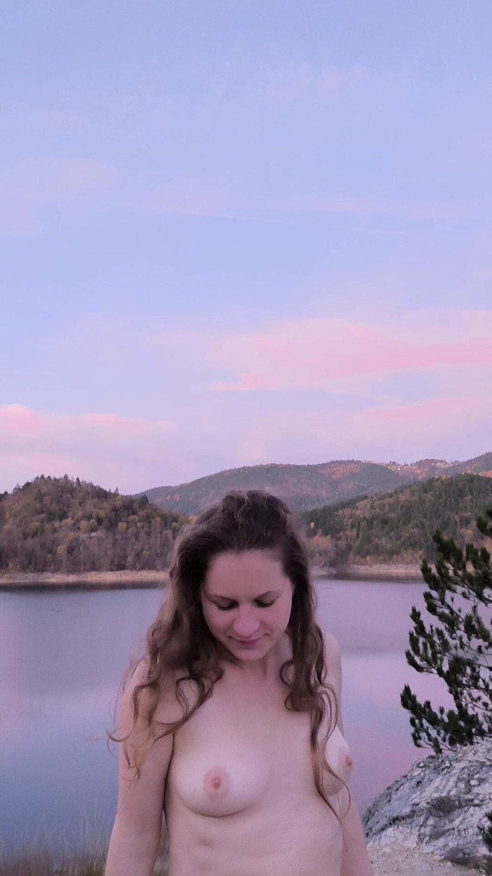 FenekManul: Nature Princess Shows the Beauty