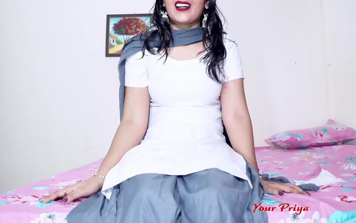 Your Priya: Linda estudiante adolescente se masturba, tiene orgasmo y mea para...