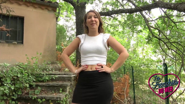 The Frenchies of the web: Lexie, Sexy Dívka, Chce vzít dva ptáky najednou