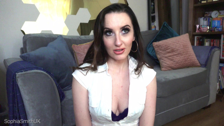 SophiaSmithUK: Bạn không phải là một người đàn ông thực sự
