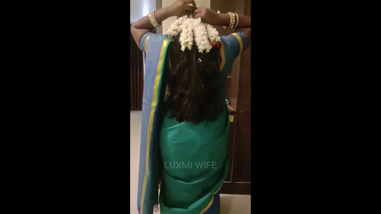 Luxmi Wife: Mit sari im bürofreund ficken, bts