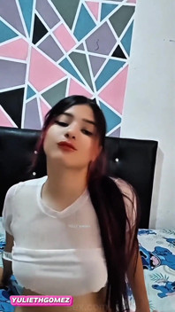 Stepmom's Wild Pussy Play Begins Late
