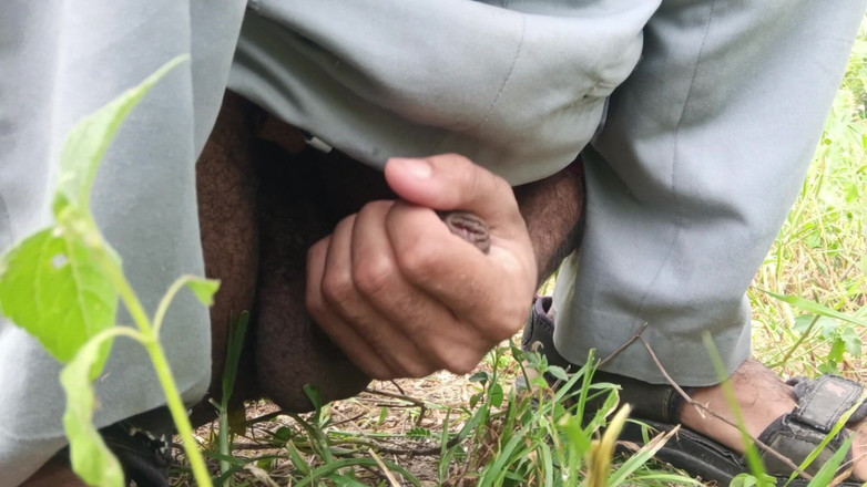 Brijesh 270: 异性恋喜欢为你撸管他的大鸡巴并高潮