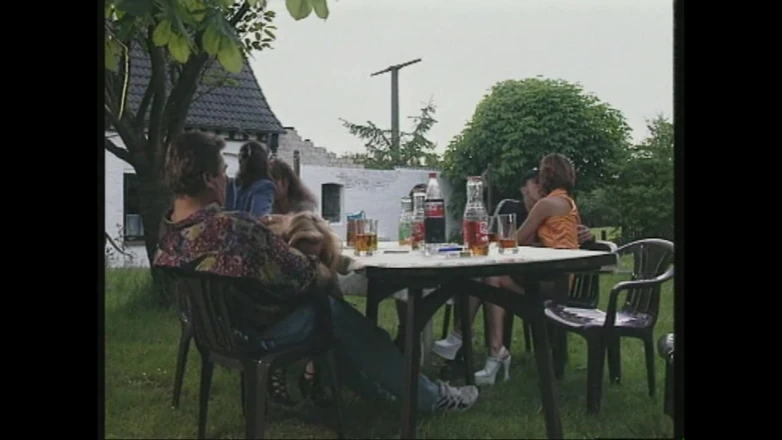 MMV films - The Original: Дикий групповой секс с красивыми девушками, желающими пососать большие жесткие члены