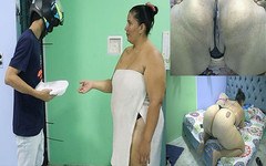 Lexly_16: Kouřím ptáka doručovatele pizzy - On mi dává sperma na moje...