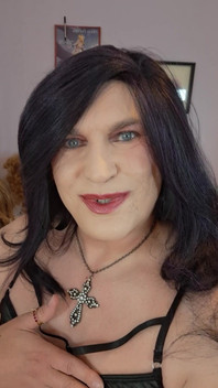 Ты Хочешь Прикоснуться И Поцеловать Меня?