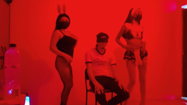 NEGRITA SEXY: 私たちは親愛なる義理の兄弟のために独身パーティーを企画しました