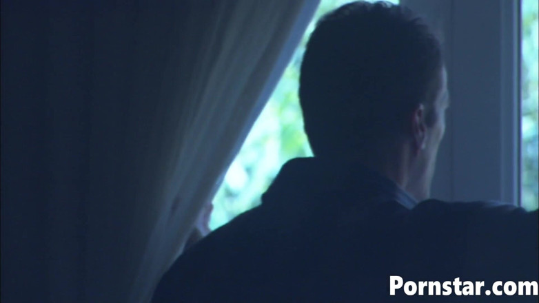 Pornstars: Wspaniała Felicia Fox lubi romantyczną sesję pieprzenia