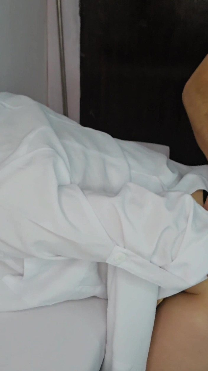 Kasallpimenta: Brazilian Nurse Surprised by Patient's Erection