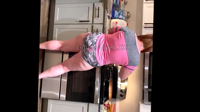 GingerVixen.XXX: Dari memasak hingga dubur