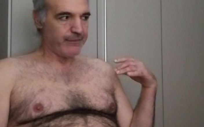 Setesesso7: Ti piace come si masturba il cazzo di davide