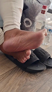 Lulusex, domination BBW, le matin, adoration des pieds