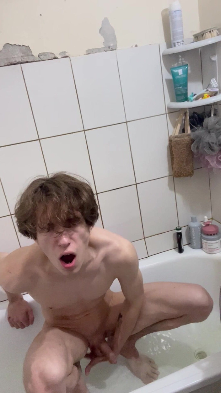 Last day: Very Sexy Femboy