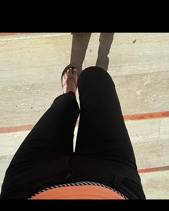 FrauleinP: Đã tuyệt vọng và tự đi tiểu