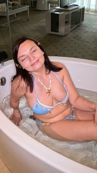 Mamada Bajo El Agua En El Jacuzzi