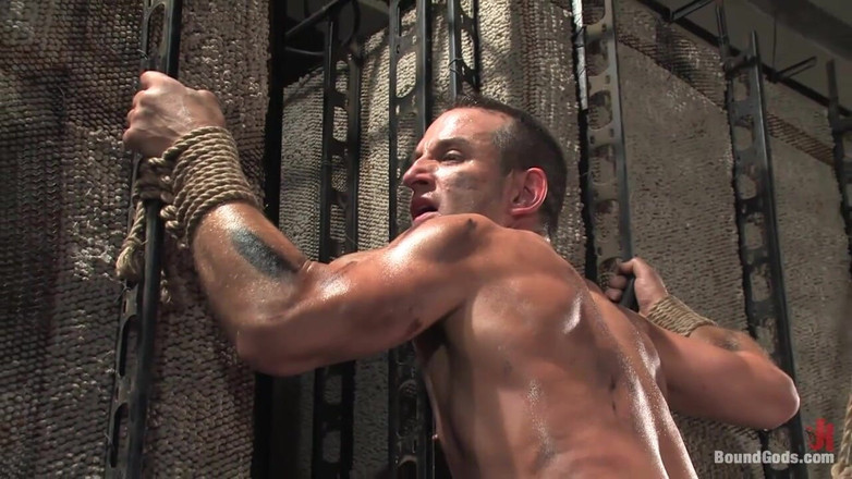 KINK men: Bậc thầy Tyler Saint và Nô lệ Jason Miller