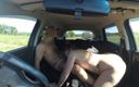 James B: शौकिया जोड़ा यात्रा के दौरान कार में हॉट चुदाई कर रहा है! बड़ा लंड और मलाईदार चूत!