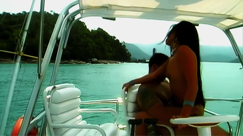 FapFlare: Tamiry Chiavari was zo geil dat ze alleen een lul...