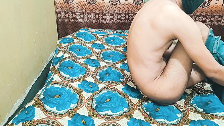 Pakistani CoupleX: 핫한 자지 인도 바비와 핫한 아름다운 공주 따먹기