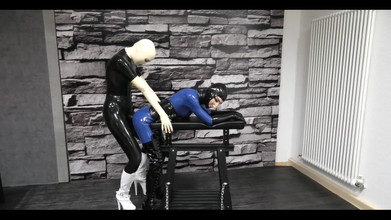 Rubberdoll ruby: Si jalang banci getah dikongkek