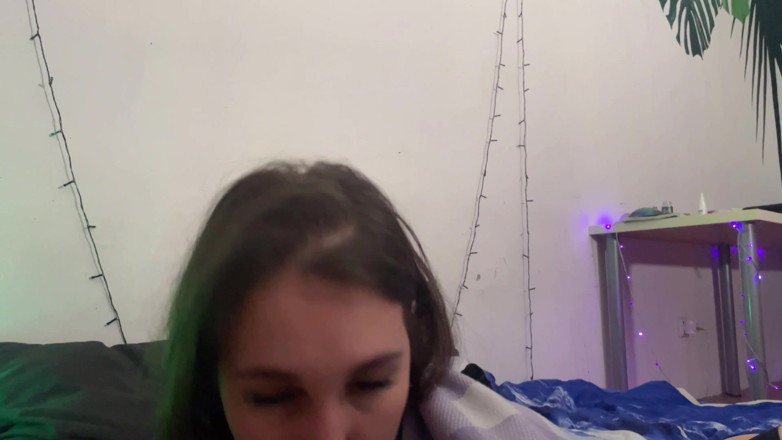 European Classics: Punk rock brunetka Moon Fox má 20-min BJ: Saji malý nesestříhaný...