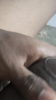 Perra masturbándose