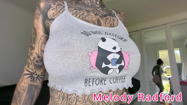 Melody Radford: Růžová a fialová zkouška spodního prádla na Haul Melody Radford...