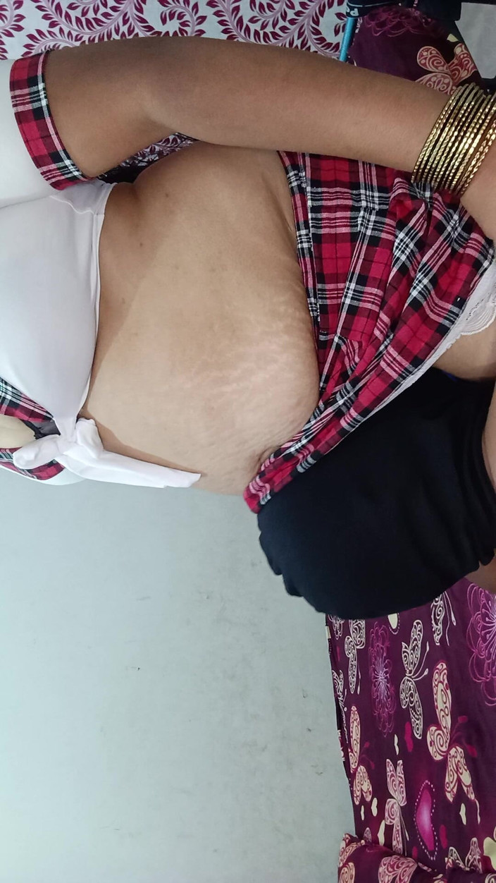 Muruga: Modelo de vestido en inglés chica follando la esposa de...