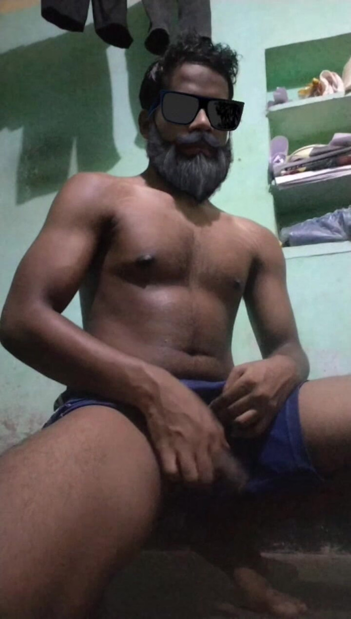 Desi Tits: Desi Man ครั้งแรก