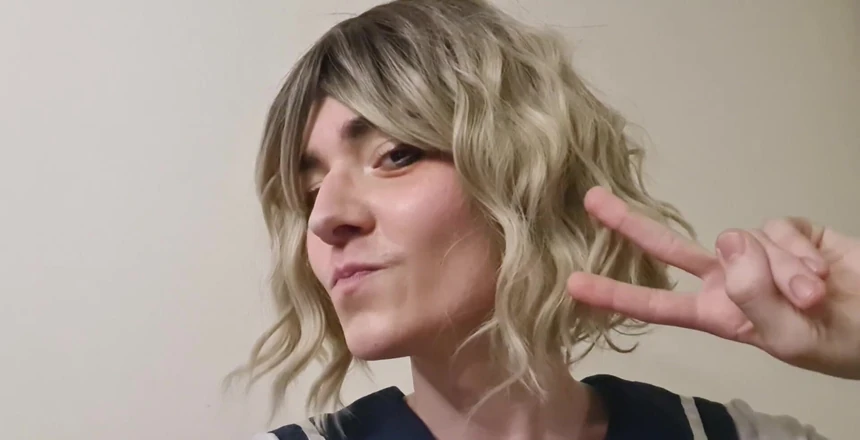 Prettyboi2000x: Hi Guys!! I'm Back! Two Clips From the Newest Shoot!!:3...