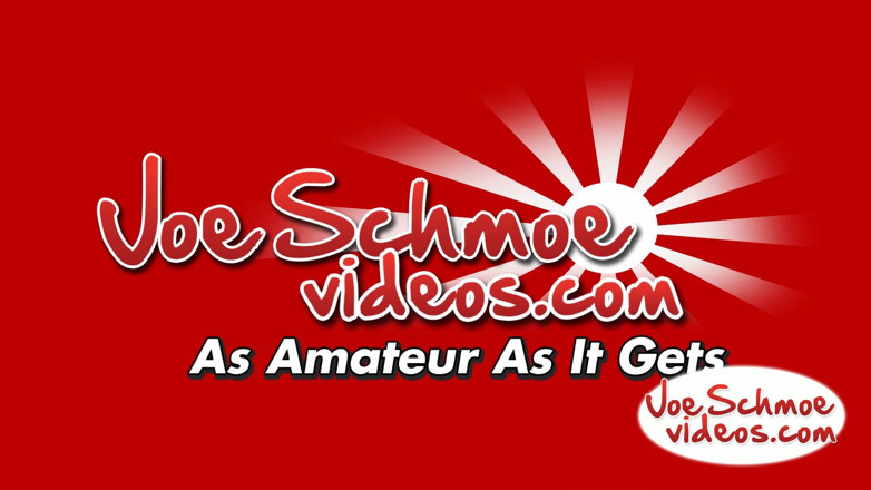 Joe Schmoe: Geeky Whiteboy Jerks Out Some Juice