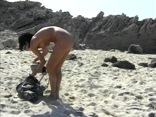 Deutscher hardcore: Cewek hot jerman didobel penetrasi di pantai