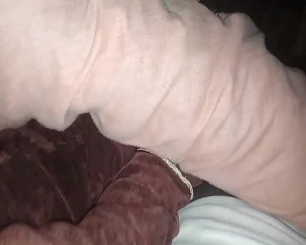 Tarelgc: Ma demi-sœur était invitée chez moi avec voix claire en ourdou